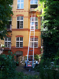 Gebäudeservice Herrlinger - Entrümpeln von Kellern, Dachböden und Höfen
